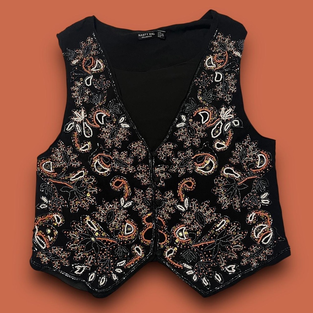 Nasty Gal Black Paisley Beaded Vest Size US 2 Whimsigoth Fairygrunge